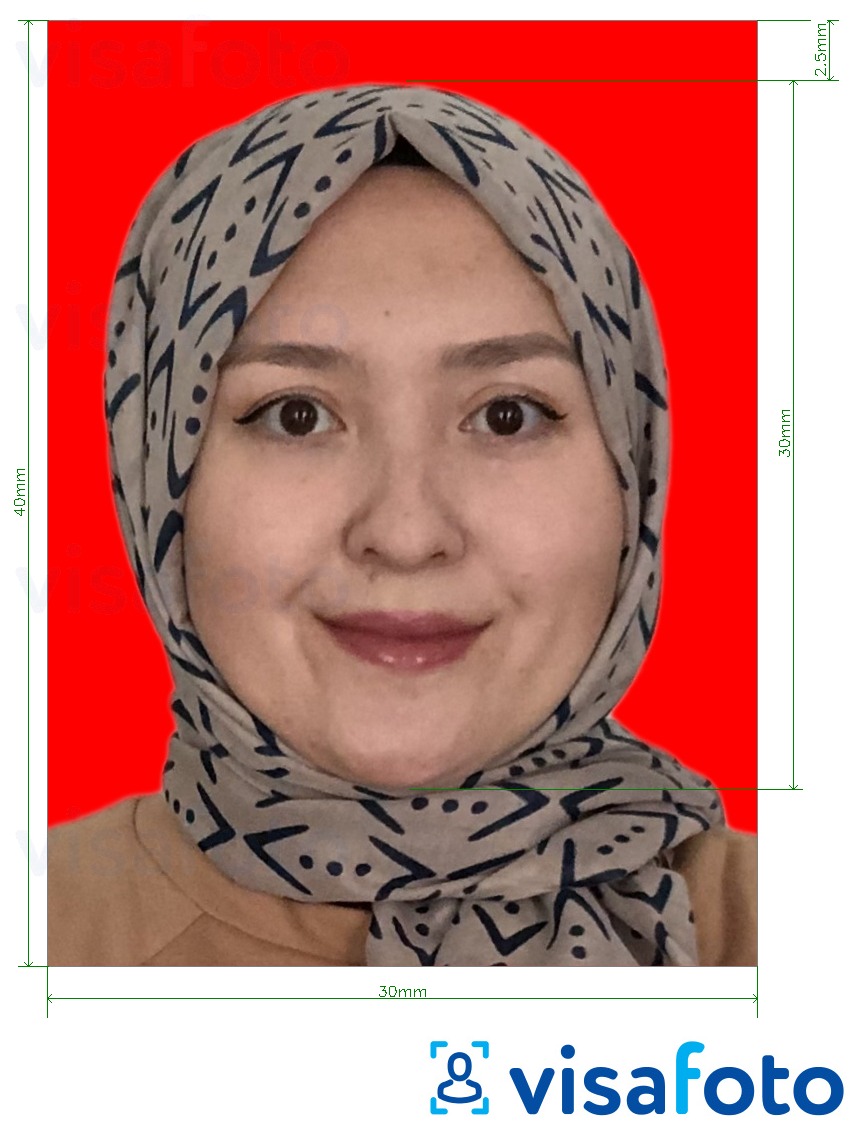Esimerkkikuva Indonesia viisumi 3x4 cm (30x40 mm) verkossa punainen tausta, joka täyttää tarkat kokovaatimukset